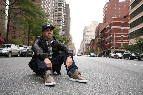 Video: Emilio Rojas-Quiet For You (Prod. by !llmind)