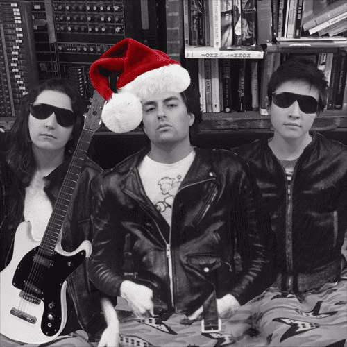 HOMME – “Merry Christmas (I Don’t Want To Fight Tonight)” [The Ramones Cover]