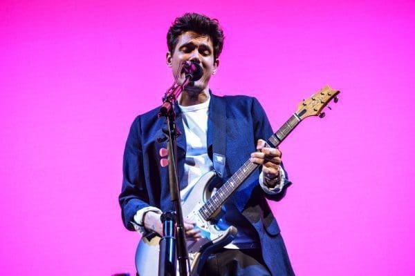 Photos: John Mayer at United Center on 4/11