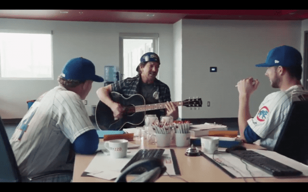 Video: Eddie Vedder Sings Jingle in Chicago Cubs Commercial