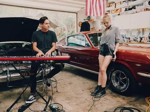 Video: XYLØ – “I Still Wait For You” (Acoustic)