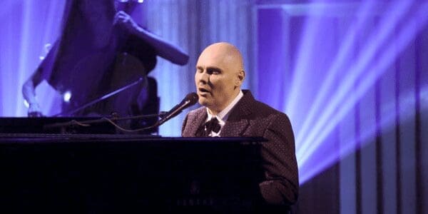 Video: Billy Corgan Performs “Aeronaut” on ‘The Tonight Show’