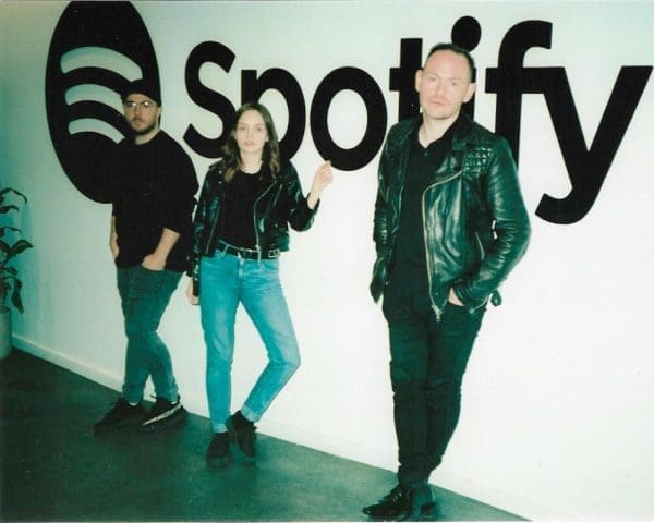 CHVRCHES Cover Rihanna’s “Stay”