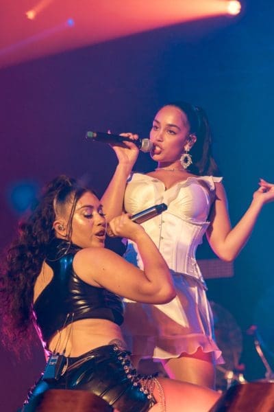 POD Photos: Kali Uchis & Jorja Smith Perform at the Aragon Ballroom (5/28)