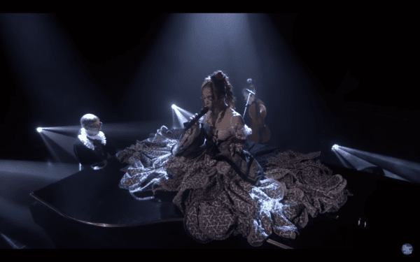 Video: FKA twigs Performs “cellophane’ on ‘The Tonight Show’