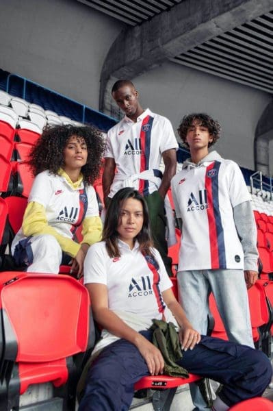 Paris Saint-Germain Share 2019-20 Third Kit