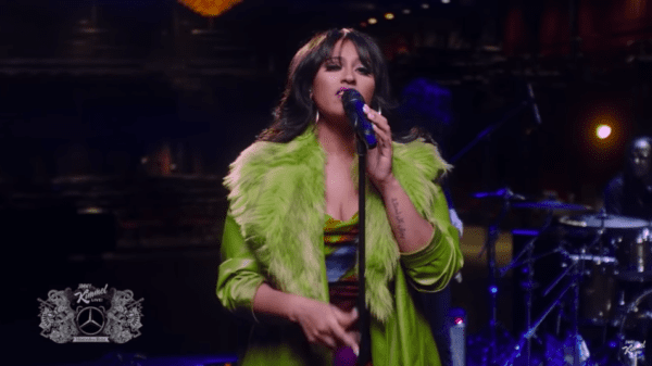 Video: Jazmine Sullivan Performs “Pick Up Your Feelings” on ‘Kimmel’