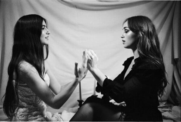 Video: Zella Day feat. Weyes Blood – “Holocene”
