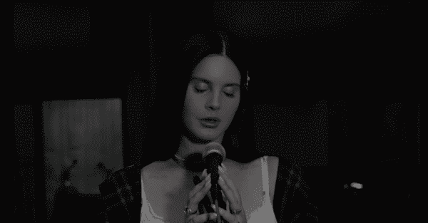 Video: Lana Del Rey Performs “Arcadia” on ‘Colbert’