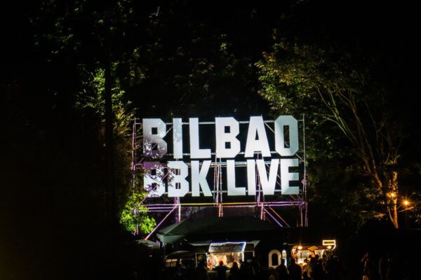 POD Photos: Bilbao BBK Live 2022 feat. LCD Soundsystem, J Balvin, Stromae, Phoebe Bridgers